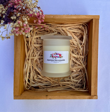 Load image into Gallery viewer, Japanese Honeysuckle Scented Soy Candle