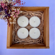 Load image into Gallery viewer, Japanese Honeysuckle Scented Soy Candle