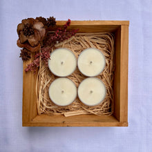 Load image into Gallery viewer, Myrrh and Musk Scented Soy Candle