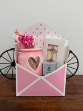 Load image into Gallery viewer, 2025 Tea Light Lanterns and Gift Boxes