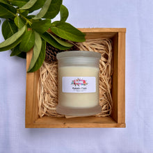 Load image into Gallery viewer, Kakadu Plum Scented Soy Candle