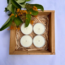 Load image into Gallery viewer, Pineapple Blast Scented Soy Candle