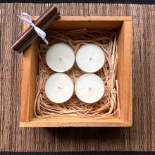 Load image into Gallery viewer, Tobacco Vanilla Scented Soy Candle