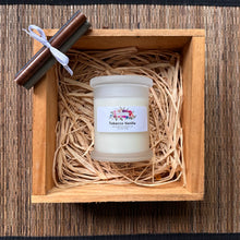 Load image into Gallery viewer, Tobacco Vanilla Scented Soy Candle