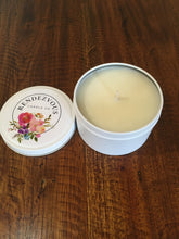 Load image into Gallery viewer, Lemongrass and Persian Lime.