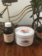 Load image into Gallery viewer, Ambered Sandalwood Scented Soy Candle