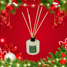 Load image into Gallery viewer, Christmas Forest 200ml Reed Diffuser 
