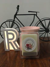 Load image into Gallery viewer, David Austin Rose Scented Soy Candle
